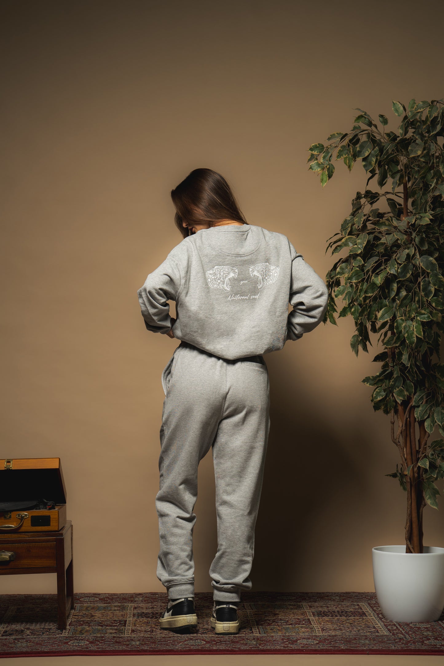 SWEETSHIRT GREY NOCTURNAL SOUL
